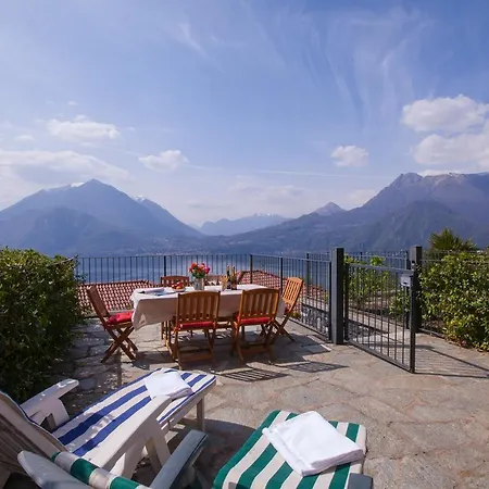 Sleeps 4 Pool Apartment Regoledo